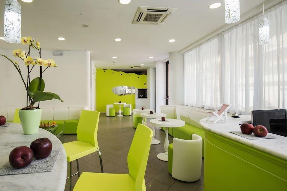 Hotel Scarlet ريميني المظهر الخارجي الصورة