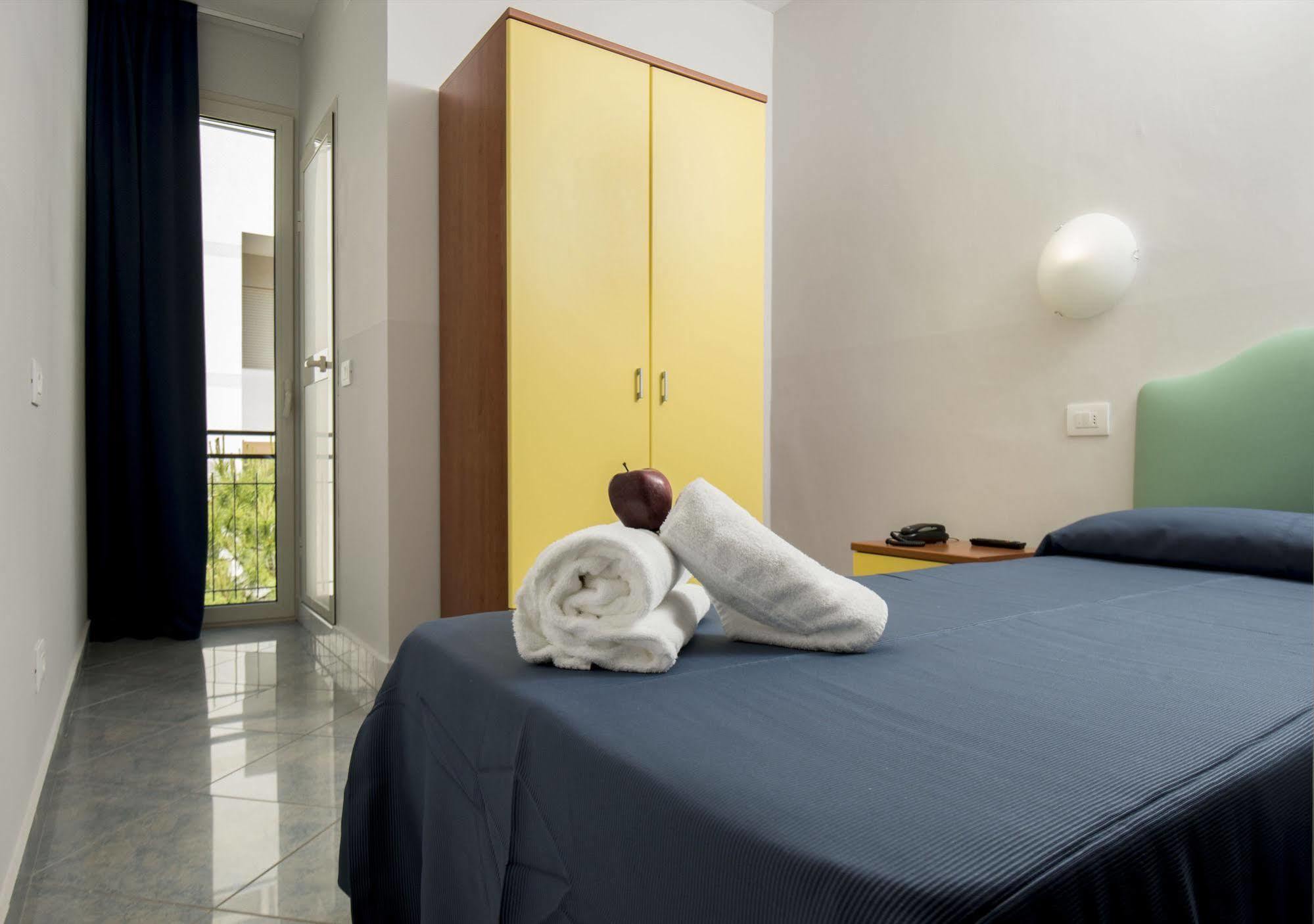 Hotel Scarlet ريميني المظهر الخارجي الصورة
